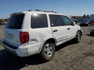2003 Honda Pilot EX with VIN 2HKYF18773H609179, listed as a Copart auction lot 62625614 with 171,657 mi miles and Salvage Title. Bid and sale history available at carsss.com. Image 3.