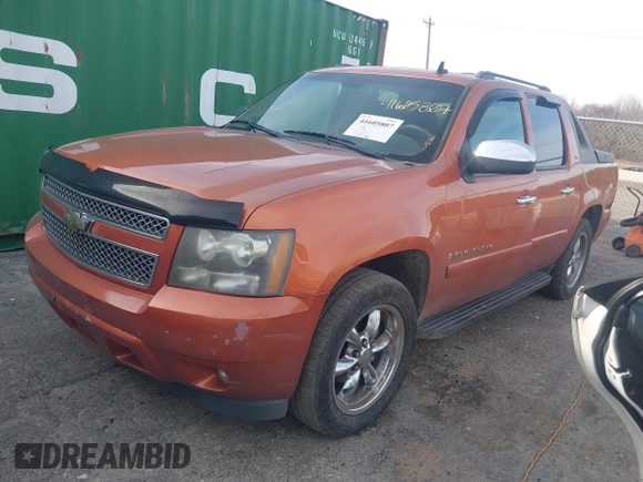 2008 Chevrolet Avalanche 2LT with VIN 3GNFK12308G264917, listed as a IAAI auction lot 41605807 with 217,462 mi miles and . Bid and sale history available at DreamBid. Image 2.