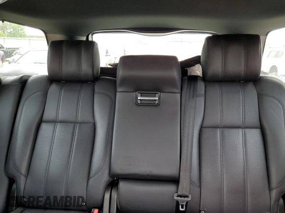 2014 Land Rover Range Rover Supercharged with VIN SALGS2TF5EA159661, listed as a Copart auction lot 60095045 with 181,372 mi miles and Clean title. Bid and sale history available at DreamBid. Image 10.