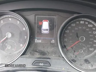2021 Volkswagen Atlas SE z VIN 1V2HR2CAXMC574861, wystawiony jako IAAI lot #42139105 z przebiegiem 61 098 mil mil oraz . Historia ofert i sprzedaży dostępna na DreamBid. Obrazek 7.