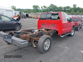2008 Ford F-250 XL с VIN 1FTSX21548EB81676, выставлен на аукционе IAAI как лот 42440558 с пробегом 100 712 миль миль и . История ставок и продаж доступна на DreamBid. Изображение 4.