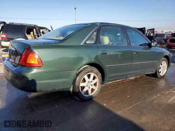 2001 Toyota Avalon XL z VIN 4T1BF28B81U162506, wystawiony jako Copart lot #52031805 z przebiegiem 212 437 mil mil oraz Szkody całkowita. Historia ofert i sprzedaży dostępna na DreamBid. Obrazek 3.