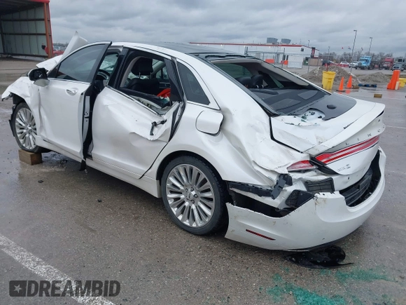 2016 Lincoln MKZ with VIN 3LN6L2JK6GR605580, listed as a IAAI auction lot 41453116 with Not provided miles and . Bid and sale history available at DreamBid. Image 3.