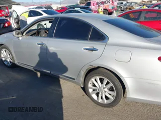 2011 Lexus ES with VIN JTHBK1EG2B2442931, listed as a IAAI auction lot 41337263 with 184,942 mi miles. Bid and sale history available at carsss.com. Image 20.