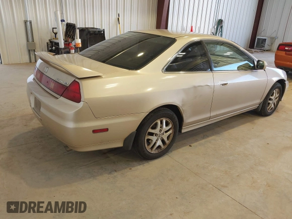 2001 Honda Accord EX с VIN 1HGCG225X1A015003, выставлен на аукционе IAAI как лот 41866796 с пробегом 196 000 миль миль и . История ставок и продаж доступна на DreamBid. Изображение 4.