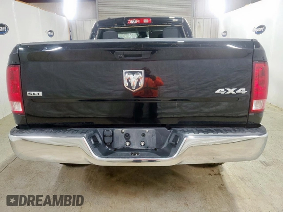 2024 Ram 1500 SLT z VIN 1C6RR7GG8RS124812, wystawiony jako Copart lot #58272835 z przebiegiem Nie podano mil oraz Szkoda całkowita • Salvage title. Historia ofert i sprzedaży dostępna na DreamBid. Obrazek 6.