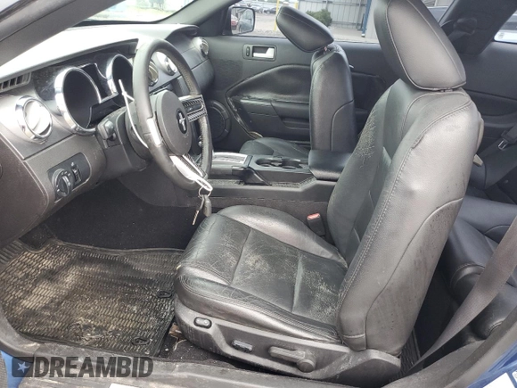 2008 Ford Mustang Deluxe with VIN 1ZVHT80N185182565, listed as a Copart auction lot 61276625 with 172,421 mi miles and Salvage title. Bid and sale history available at DreamBid. Image 7.