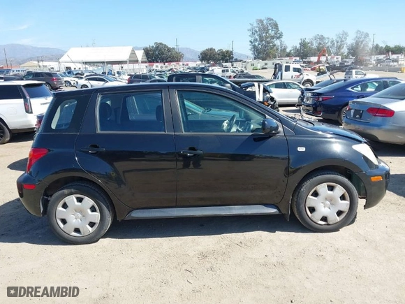 2004 Scion xA with VIN JTKKT624740050282, listed as a IAAI auction lot 41721786 with NaN miles. Bid and sale history available at carsss.com. Image 14.