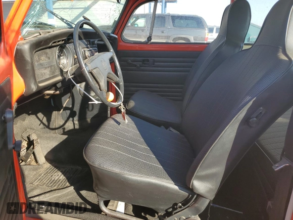 1972 Volkswagen Beetle with VIN 1122473228, listed as a Copart auction lot 43135045 with 8,943 mi miles and Salvage Title. Bid and sale history available at DreamBid. Image 7.