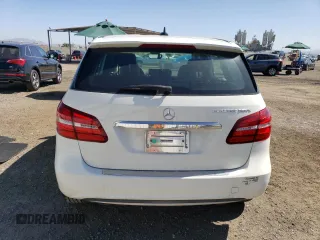 2015 Mercedes-Benz B with VIN WDDVP9AB9FJ004658, listed as a Copart auction lot 70559043 with 39,113 mi miles. Bid and sale history available at carsss.com. Image 6.