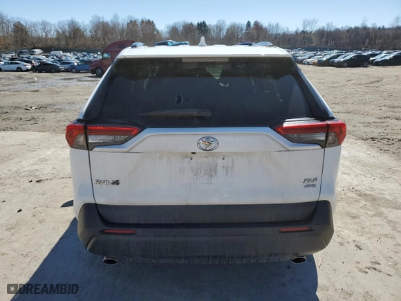2021 Toyota RAV4 XLE with VIN 2T3P1RFV6MC190893, listed as a Copart auction lot 49946395 with 72,693 mi miles and Salvage Title. Bid and sale history available at carsss.com. Image 6.