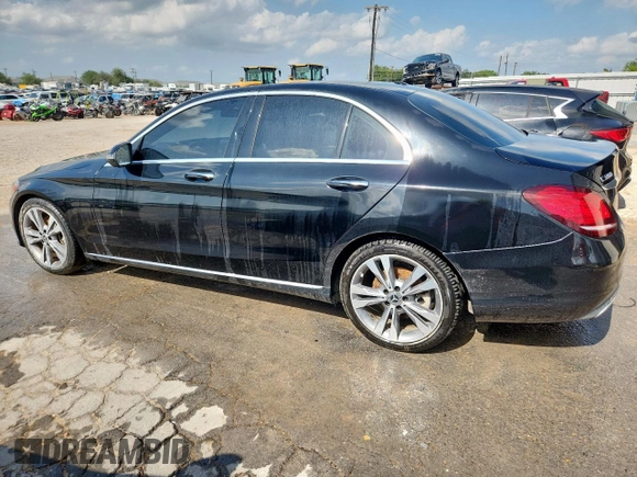 2019 Mercedes-Benz C 300 z VIN 55SWF8DB6KU312264, wystawiony jako Copart lot #59857635 z przebiegiem Nie podano mil oraz Czysty tytuł • Clean title. Historia ofert i sprzedaży dostępna na DreamBid. Obrazek 2.