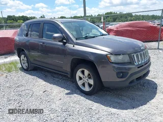 2016 Jeep Compass Latitude with VIN 1C4NJCEA8GD648078, listed as a IAAI auction lot 42672973 with 138,089 mi miles and . Bid and sale history available at DreamBid. Image 1.
