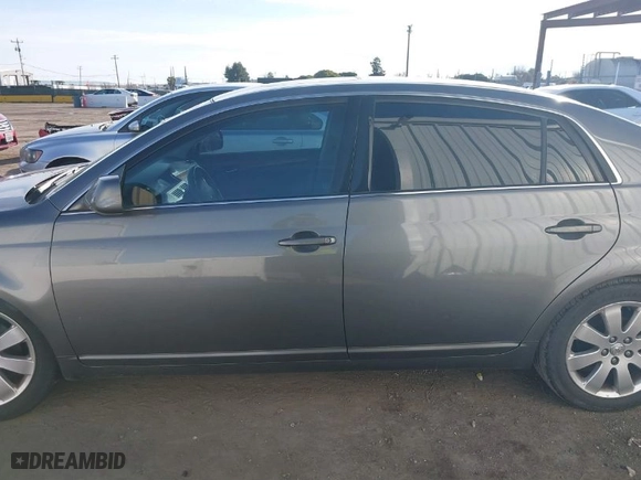 2005 Toyota Avalon XL with VIN 4T1BK36B35U045328, listed as a IAAI auction lot 41626494 with NaN miles. Bid and sale history available at carsss.com. Image 14.