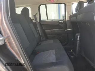 2016 Jeep Patriot Sport z VIN 1C4NJPBB5GD659463, wystawiony jako Copart lot #64998885 z przebiegiem 60 860 mil mil oraz Szkoda całkowita • Salvage title. Historia ofert i sprzedaży dostępna na DreamBid. Obrazek 11.
