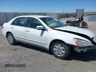 2003 Honda Accord LX with VIN JHMCM56393C070727, listed as a IAAI auction lot 39351554 with 125,624 mi miles and . Bid and sale history available at DreamBid. Image 1.