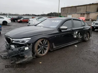 2018 BMW 7 Series M760i xDrive with VIN WBA7H6C58JG614544, listed as a Copart auction lot 70382702 with 0 mi miles. Bid and sale history available at carsss.com. Image 1.