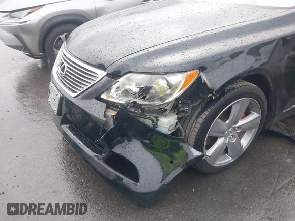 2007 Lexus LS 460 with VIN JTHBL46F675019182, listed as a IAAI auction lot 41024763 with 244,278 mi miles. Bid and sale history available at carsss.com. Image 6.