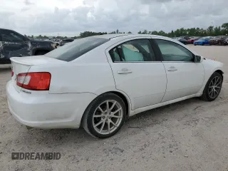 2011 Mitsubishi Galant ES z VIN 4A32B3FF3BE014445, wystawiony jako Copart lot #54678315 z przebiegiem 83 535 mil mil oraz Szkoda całkowita • Salvage title. Historia ofert i sprzedaży dostępna na DreamBid. Obrazek 3.