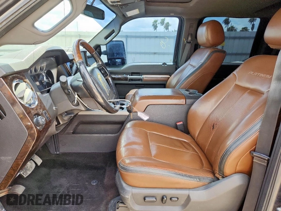 2013 Ford F-250 XL z VIN 1FT7W2BT4DEB49312, wystawiony jako Copart lot #64368525 z przebiegiem 277 911 mil mil oraz Szkoda całkowita • Salvage title. Historia ofert i sprzedaży dostępna na DreamBid. Obrazek 7.