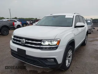 2018 Volkswagen Atlas SE с VIN 1V2DR2CA1JC587959, выставлен на аукционе IAAI как лот 42190292 с пробегом 93 832 миль миль и . История ставок и продаж доступна на DreamBid. Изображение 17.