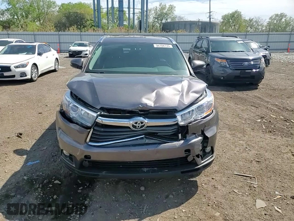 2016 Toyota Highlander XLE z VIN 5TDJKRFH4GS505627, wystawiony jako Copart lot #56108135 z przebiegiem 111 394 mil mil oraz Szkoda całkowita • Salvage title. Historia ofert i sprzedaży dostępna na DreamBid. Obrazek 14.