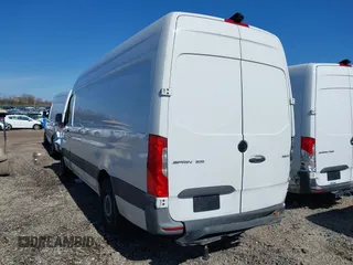 2022 Mercedes-Benz Sprinter Cargo with VIN W1Y4ECHY5NT081741, listed as a IAAI auction lot 41705096 with 70,294 mi miles. Bid and sale history available at carsss.com. Image 3.