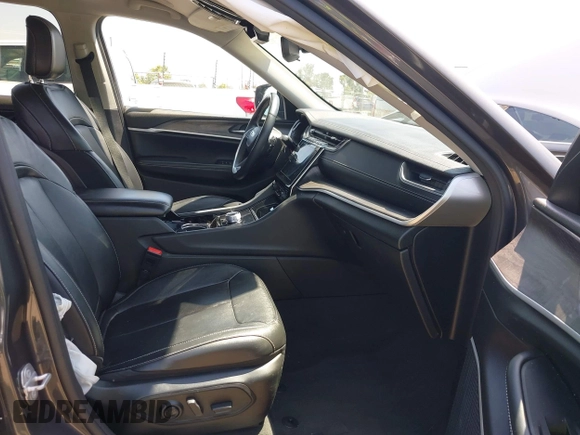 2021 Jeep Grand Cherokee Limited with VIN 1C4RJKBG1M8213315, listed as a IAAI auction lot 42582784 with 43,375 mi miles and . Bid and sale history available at DreamBid. Image 5.