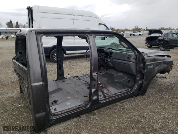 2004 Ford Super Duty F-250 XL with VIN 1FTNW21P54EC61709, listed as a Copart auction lot 48918335 with 0 mi miles and Salvage Title. Bid and sale history available at carsss.com. Image 3.