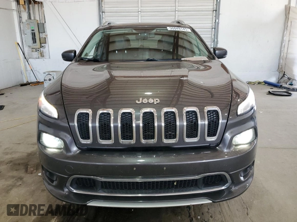 2018 Jeep Cherokee Overland with VIN 1C4PJMJXXJD594749, listed as a Copart auction lot 56049145 with 178,471 mi miles and Salvage title. Bid and sale history available at DreamBid. Image 5.