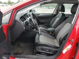 2017 Volkswagen Golf S с VIN 3VWH17AU2HM529773, выставлен на аукционе Copart как лот 56642535 с пробегом 83 773 миль миль и Списание • Salvage title. История ставок и продаж доступна на DreamBid. Изображение 7.