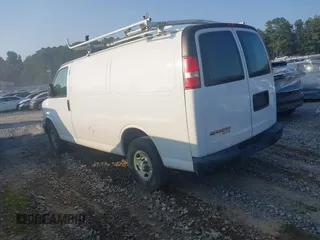 2016 Chevrolet Express Cargo with VIN 1GCWGAFF2G1162983, listed as a IAAI auction lot 42391128 with 177,129 mi miles and . Bid and sale history available at DreamBid. Image 3.