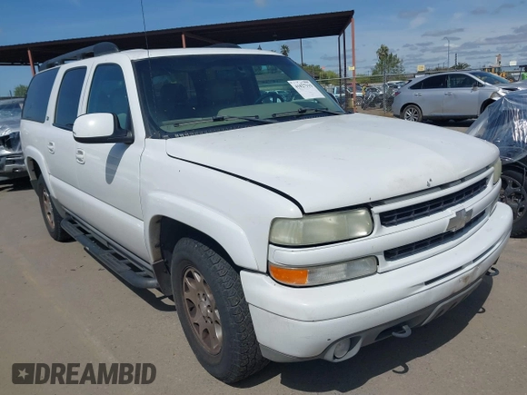 2002 Chevrolet Suburban Z71 with VIN 3GNFK16Z22G270482, listed as a IAAI auction lot 41827919 with 206,240 mi miles. Bid and sale history available at carsss.com. Image 1.