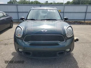 2012 MINI Countryman S with VIN WMWZC3C56CWL81665, listed as a Copart auction lot 64973965 with 130,433 mi miles and Clean title. Bid and sale history available at DreamBid. Image 5.