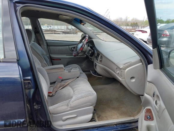 2003 Buick Century Custom with VIN 2G4WS52J531167725, listed as a IAAI auction lot 41907924 with 138,006 mi miles. Bid and sale history available at carsss.com. Image 5.