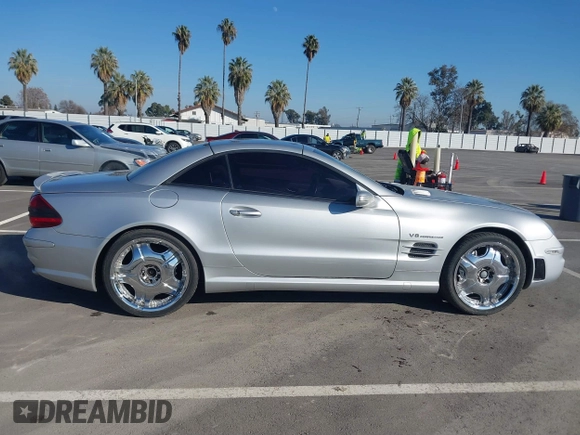2004 Mercedes-Benz SL 55/63 AMG z VIN WDBSK74F14F076497, wystawiony jako IAAI lot #41285216 z przebiegiem 146 160 mil mil oraz . Historia ofert i sprzedaży dostępna na DreamBid. Obrazek 13.
