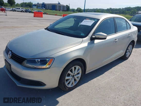 2011 Volkswagen Jetta SE with VIN 3VWDX7AJ9BM393698, listed as a IAAI auction lot 42554597 with 91,081 mi miles and . Bid and sale history available at DreamBid. Image 2.