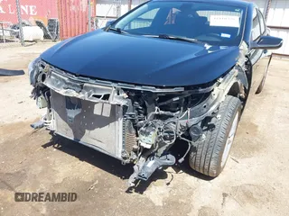 2018 Chevrolet Malibu LT z VIN 1G1ZD5ST4JF183832, wystawiony jako IAAI lot #41910776 z przebiegiem 110 231 mil mil oraz . Historia ofert i sprzedaży dostępna na DreamBid. Obrazek 6.