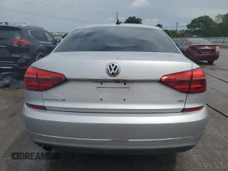 2016 Volkswagen Passat SE z VIN 1VWBT7A38GC061488, wystawiony jako Copart lot #57318835 z przebiegiem 137 695 mil mil oraz Szkoda całkowita • Salvage title. Historia ofert i sprzedaży dostępna na DreamBid. Obrazek 6.