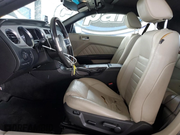 2011 Ford Mustang V6 with VIN 1ZVBP8EMXB5120101, listed as a Copart auction lot 66022645 with 194,982 mi miles and Clean title. Bid and sale history available at DreamBid. Image 7.