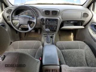 2002 Chevrolet TrailBlazer LTZ with VIN 1GNDT13S522363937, listed as a Copart auction lot 52463815 with 167,889 mi miles and Clean Title. Bid and sale history available at DreamBid. Image 8.