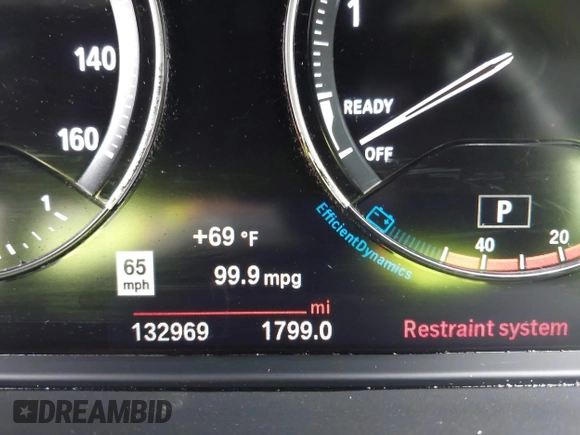 2021 BMW X1 xDrive28i with VIN WBXJG9C03M3M80011, listed as a IAAI auction lot 42137781 with 132,969 mi miles. Bid and sale history available at carsss.com. Image 15.