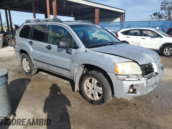 2004 Mitsubishi Endeavor LS with VIN 4A4MM21S14E078032, listed as a Copart auction lot 80043824 with 266,461 mi miles and Salvage Title. Bid and sale history available at carsss.com. Image 4.