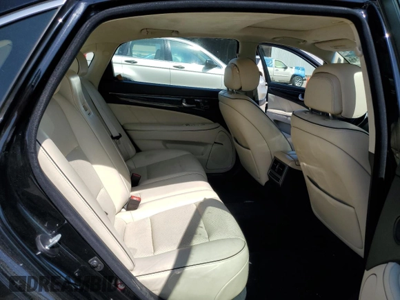 2014 Hyundai Equus Signature with VIN KMHGH4JHXEU085606, listed as a Copart auction lot 55570645 with 114,951 mi miles and Salvage title. Bid and sale history available at DreamBid. Image 10.