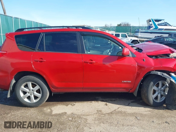 2007 Toyota RAV4 Limited with VIN JTMZD31V675056013, listed as a IAAI auction lot 41950473 with 238,168 mi miles. Bid and sale history available at carsss.com. Image 13.