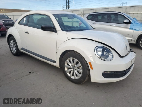 2013 Volkswagen Beetle Entry with VIN 3VWFP7AT5DM654385, listed as a Copart auction lot 48741515 with 47,029 mi miles and Salvage Title. Bid and sale history available at DreamBid. Image 4.