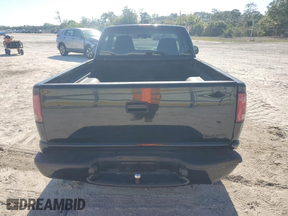 2000 GMC Sonoma SLS w/1SE Pkg with VIN 1GTCS1458Y8307612, listed as a Copart auction lot 48972935 with 170,529 mi miles and Salvage Title. Bid and sale history available at carsss.com. Image 6.