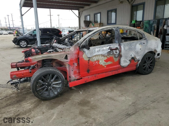 2016 Chevrolet SS with VIN 6G3F15RW2GL213197, listed as a Copart auction lot 69873184 with 0 mi miles and Non Repairable. Bid and sale history available at carsss.com. Image 1.