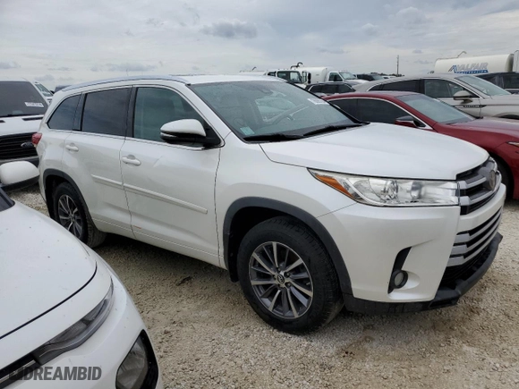 2018 Toyota Highlander SE with VIN 5TDJZRFH1JS890941, listed as a Copart auction lot 78090794 with 0 mi miles and Salvage Title. Bid and sale history available at carsss.com. Image 4.
