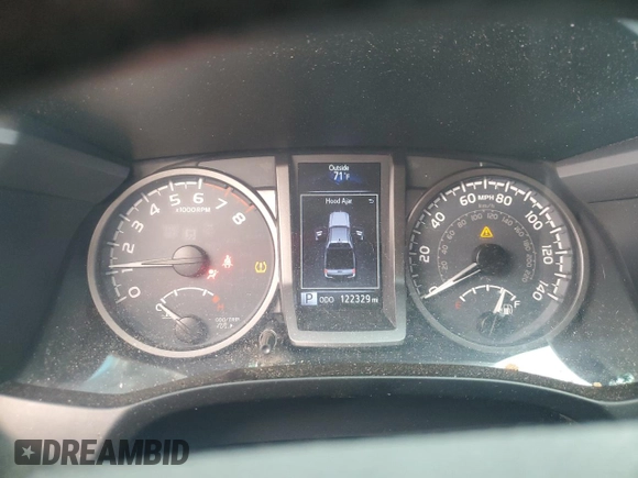 2017 Toyota Tacoma SR5 z VIN 3TMCZ5AN7HM065026, wystawiony jako Copart lot #60438365 z przebiegiem 122 329 mil mil oraz Szkoda całkowita • Salvage title. Historia ofert i sprzedaży dostępna na DreamBid. Obrazek 9.